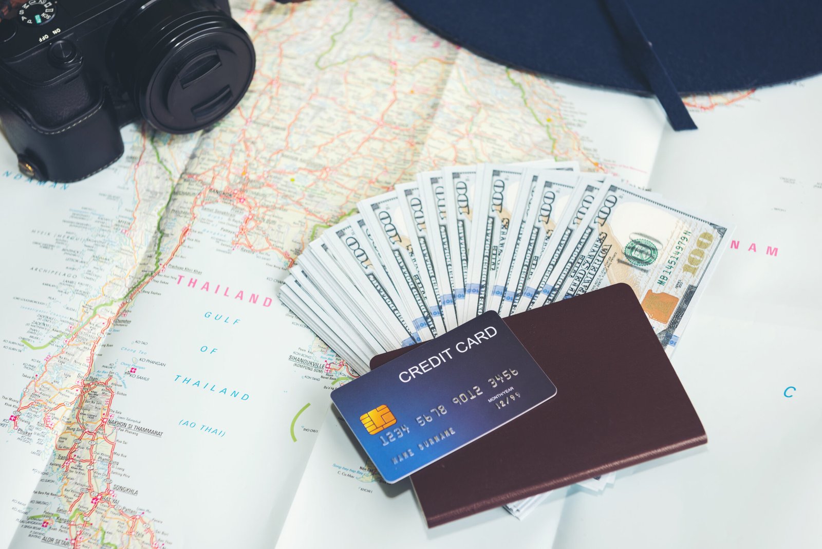 Best Travel Credit Cards 2025: Top 7 for Big Rewards